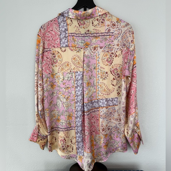 Zara Floral Women’s Satin Paisley Blouse Long Sleeve Button Down Size M - Picture 8 of 11